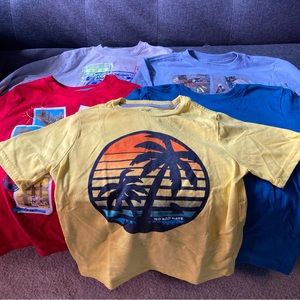 5 shirt package. 2 long sleeve. 3 short sleeve.